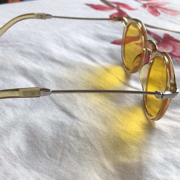 Yellow frame glasses - Picture 4 of 4